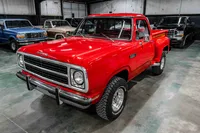 1980 Dodge-Power Wagon-Crimson Red-128300-33.jpg